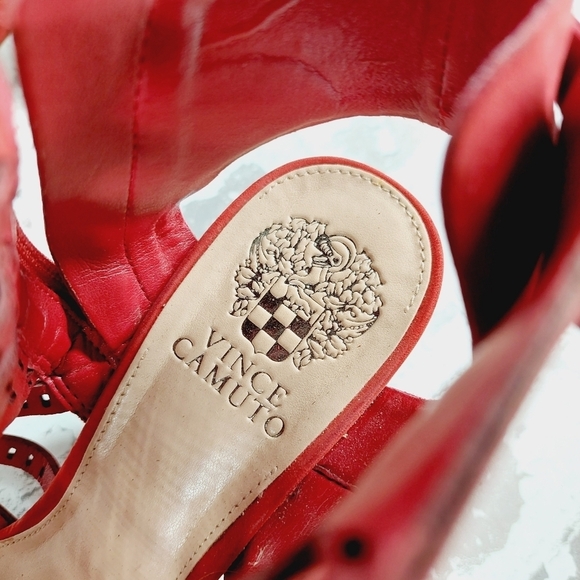 Vince Camuto Women's Red Cage Strap Back Zip Kandace Heels Shoes V315 - Picture 9 of 11